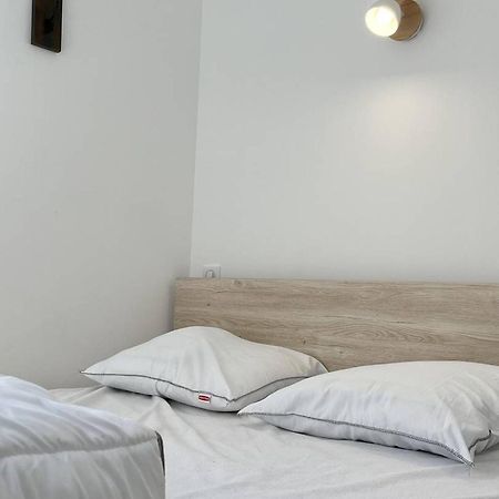 Appartement T4 Renove, Proche Centre, 3 Chambres, 6/8 Pers, Equipe, Est/Ouest, Dispo De Suite - Fr-1-234-254 Cauterets Exteriör bild